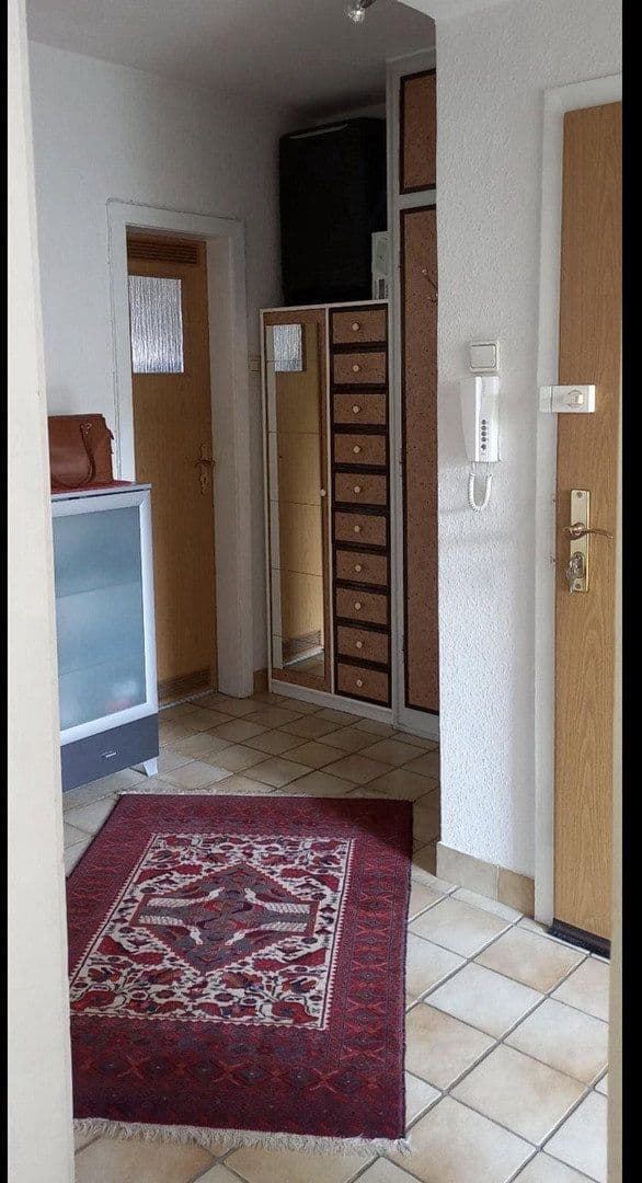 Prenájom bytu 3-izbový 55 m², Erich-Klausener-Straße 80, -Stockum, Düsseldorf, Severné Porýnie - Westfálsko Prenájom bytu 3-izbový 55 m², Erich-Klausener-Straße 80, -Stockum, Düsseldorf, Severné Porýnie - Westfálsko