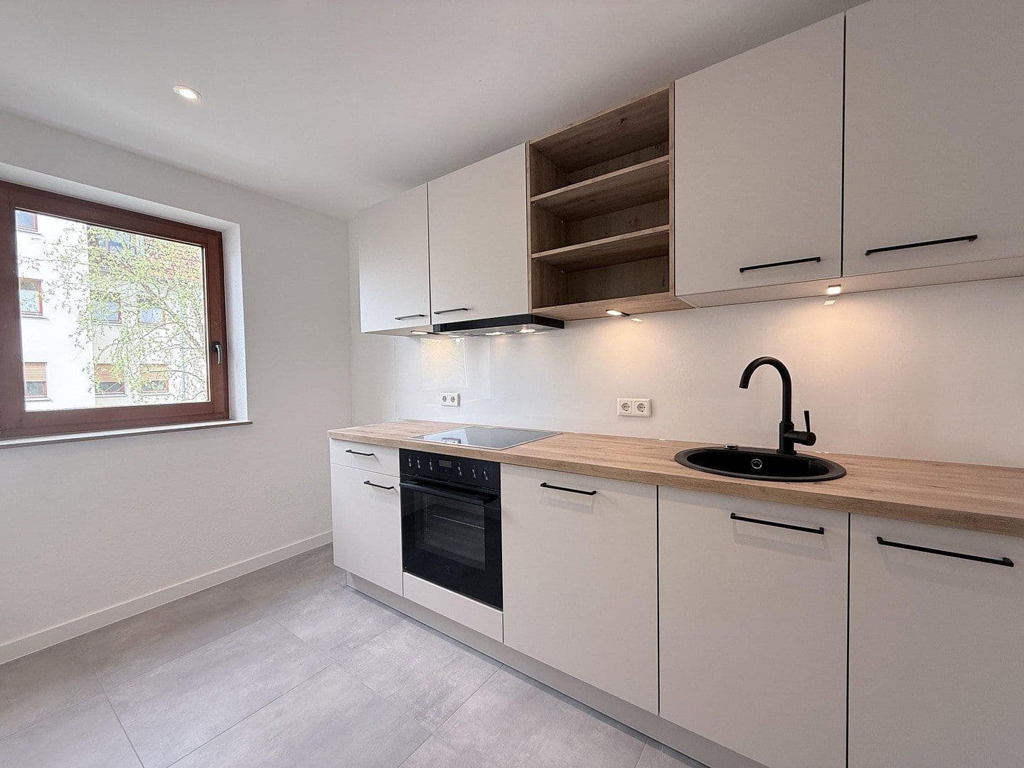 Predaj bytu 2-izbový 51 m², Weinböhla, Sasko Predaj bytu 2-izbový 51 m², Weinböhla, Sasko