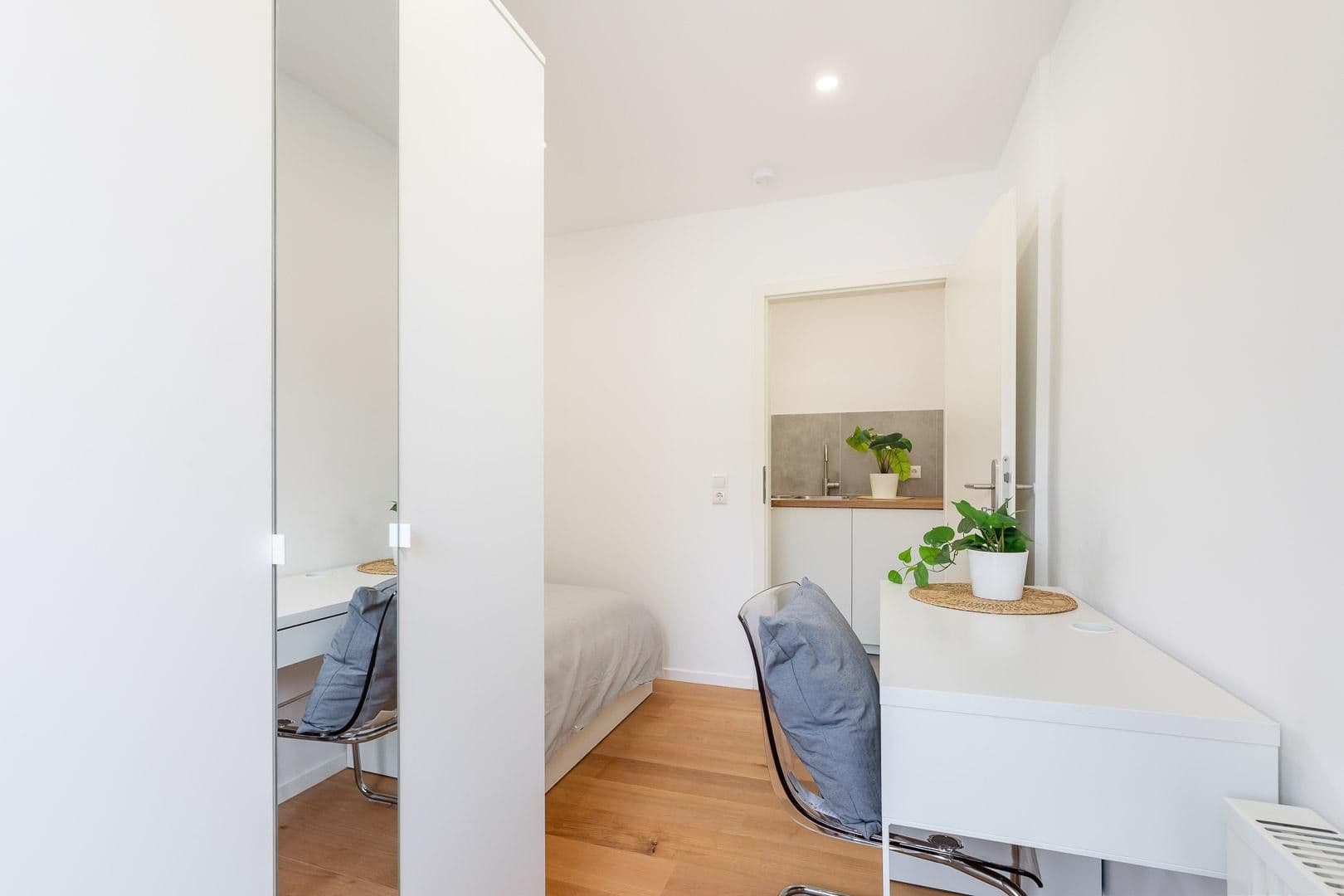 Predaj bytu 4-izbový 51 m², Köln, Severné Porýnie - Westfálsko Predaj bytu 4-izbový 51 m², Köln, Severné Porýnie - Westfálsko