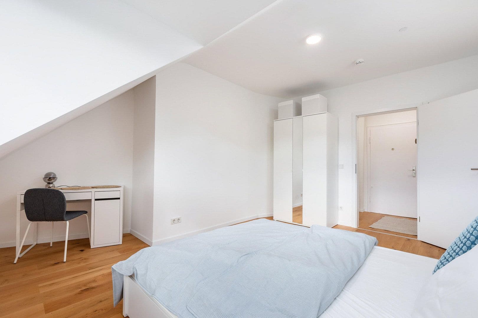 Predaj bytu 2-izbový 42 m², Düsseldorf, Severné Porýnie - Westfálsko Predaj bytu 2-izbový 42 m², Düsseldorf, Severné Porýnie - Westfálsko