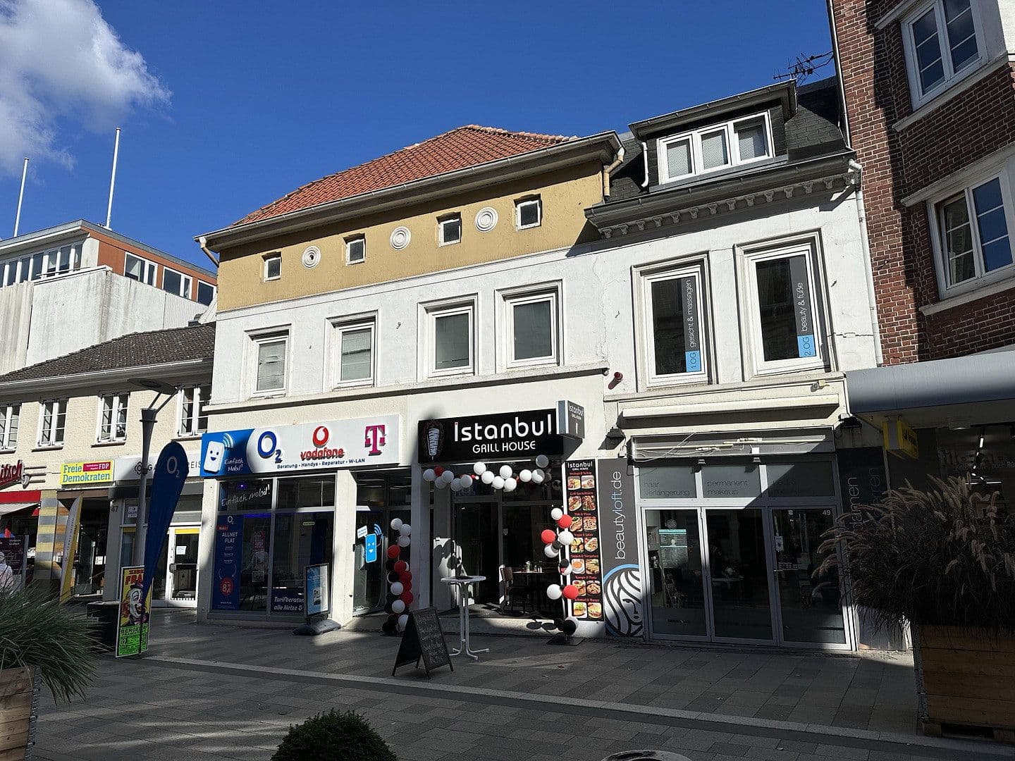 Predaj domu 394 m², pozemek 329 m², Sachsentor 49, Hamburg-Bergedorf, Hamburg Predaj domu 394 m², pozemek 329 m², Sachsentor 49, Hamburg-Bergedorf, Hamburg