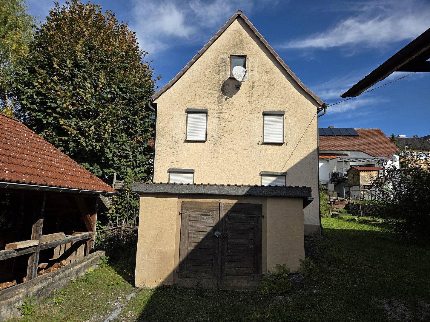 Predaj domu 150 m², pozemek 576 m², Niederstetten, Bádensko-Wurttembersko Predaj domu 150 m², pozemek 576 m², Niederstetten, Bádensko-Wurttembersko