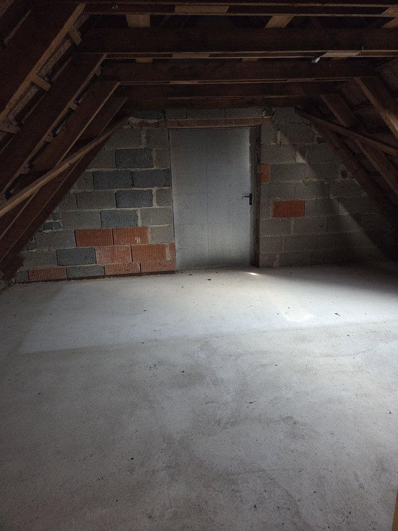 Predaj domu 150 m², pozemek 576 m², Niederstetten, Bádensko-Wurttembersko Predaj domu 150 m², pozemek 576 m², Niederstetten, Bádensko-Wurttembersko