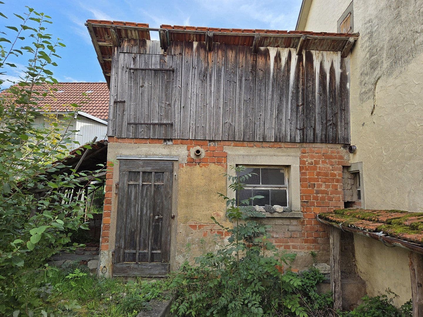 Predaj domu 150 m², pozemek 576 m², Niederstetten, Bádensko-Wurttembersko Predaj domu 150 m², pozemek 576 m², Niederstetten, Bádensko-Wurttembersko