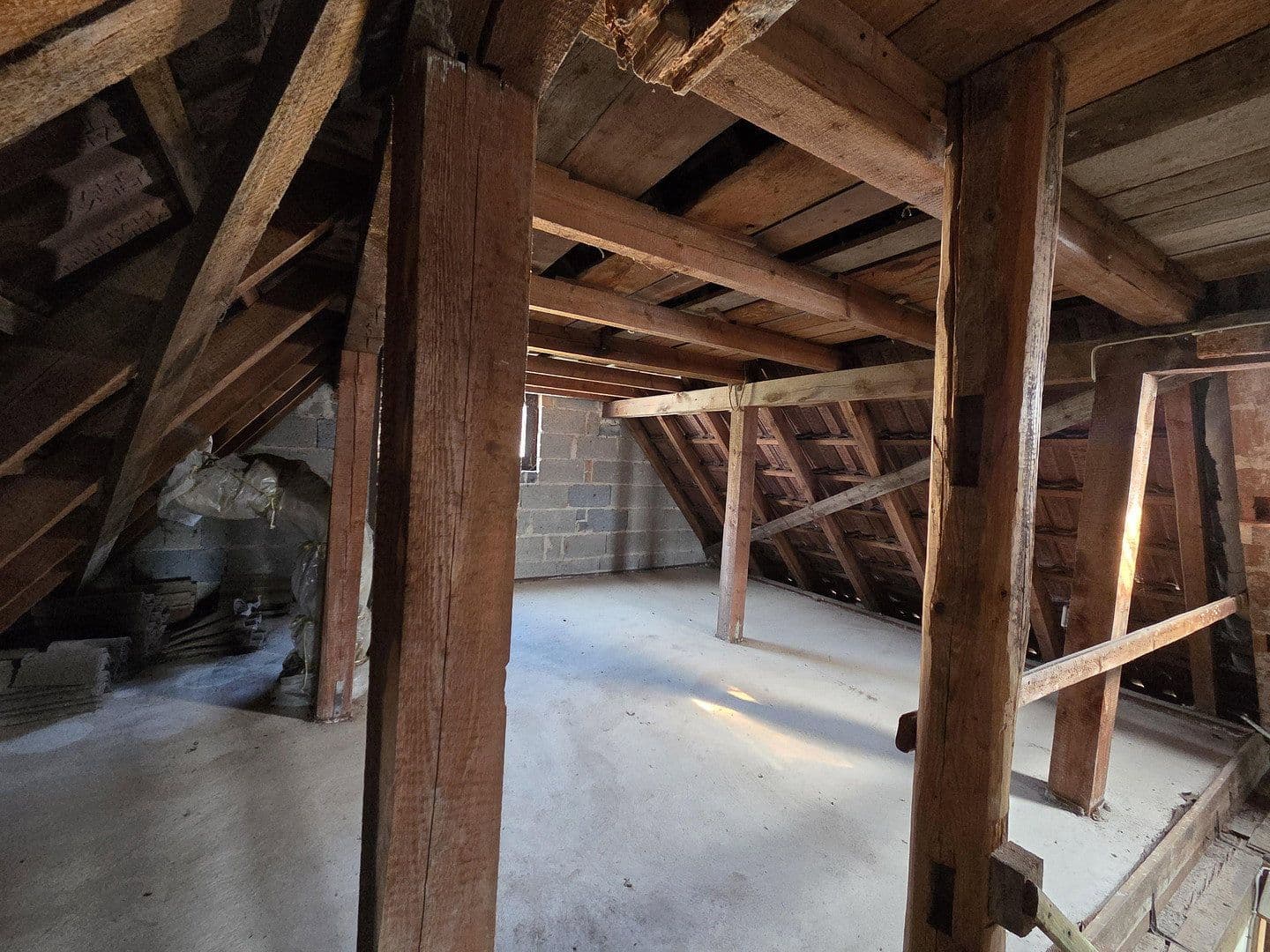 Predaj domu 150 m², pozemek 576 m², Niederstetten, Bádensko-Wurttembersko Predaj domu 150 m², pozemek 576 m², Niederstetten, Bádensko-Wurttembersko