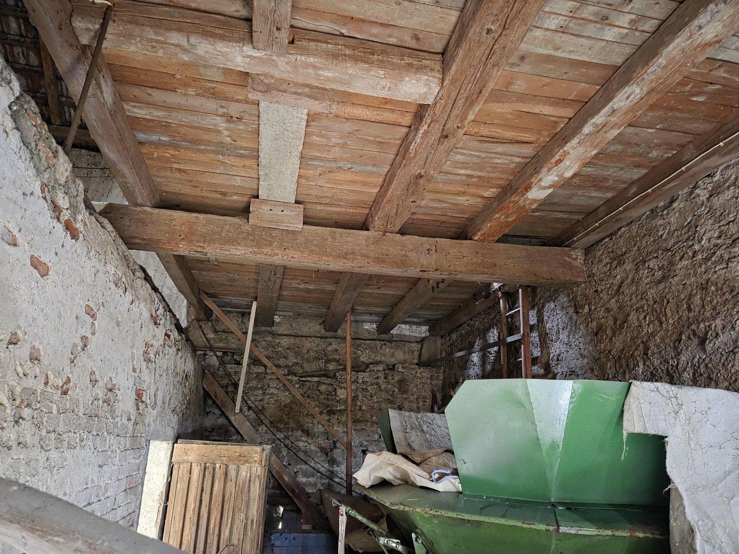 Predaj domu 150 m², pozemek 576 m², Niederstetten, Bádensko-Wurttembersko Predaj domu 150 m², pozemek 576 m², Niederstetten, Bádensko-Wurttembersko