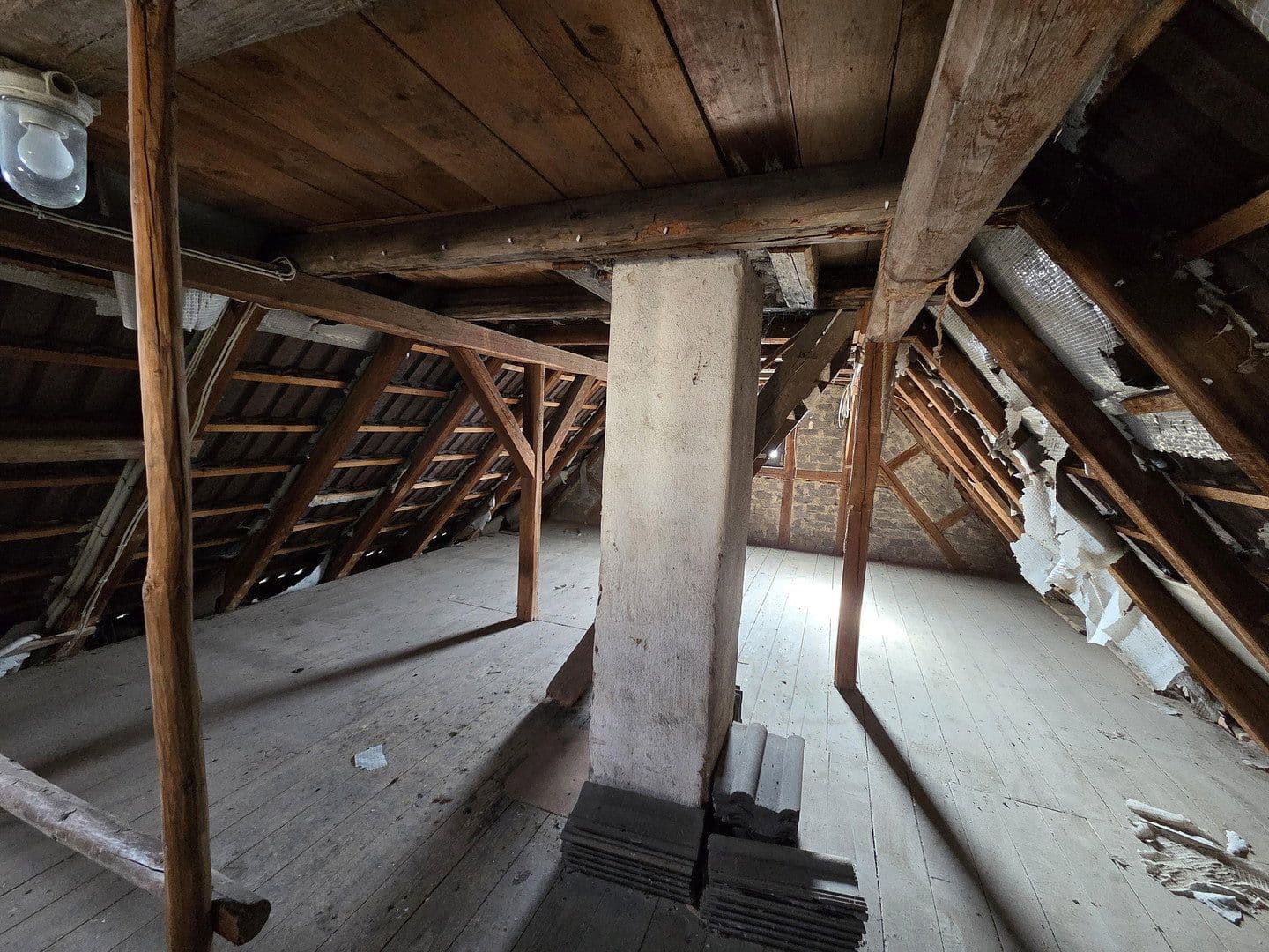 Predaj domu 150 m², pozemek 576 m², Niederstetten, Bádensko-Wurttembersko Predaj domu 150 m², pozemek 576 m², Niederstetten, Bádensko-Wurttembersko