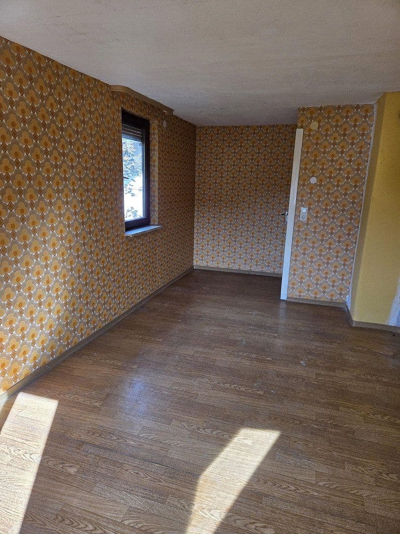 Predaj domu 150 m², pozemek 576 m², Niederstetten, Bádensko-Wurttembersko Predaj domu 150 m², pozemek 576 m², Niederstetten, Bádensko-Wurttembersko