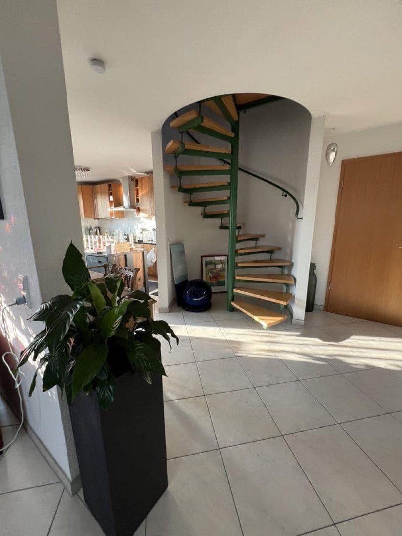 Predaj bytu 4-izbový 129 m², Künzelsau, Bádensko-Wurttembersko Predaj bytu 4-izbový 129 m², Künzelsau, Bádensko-Wurttembersko