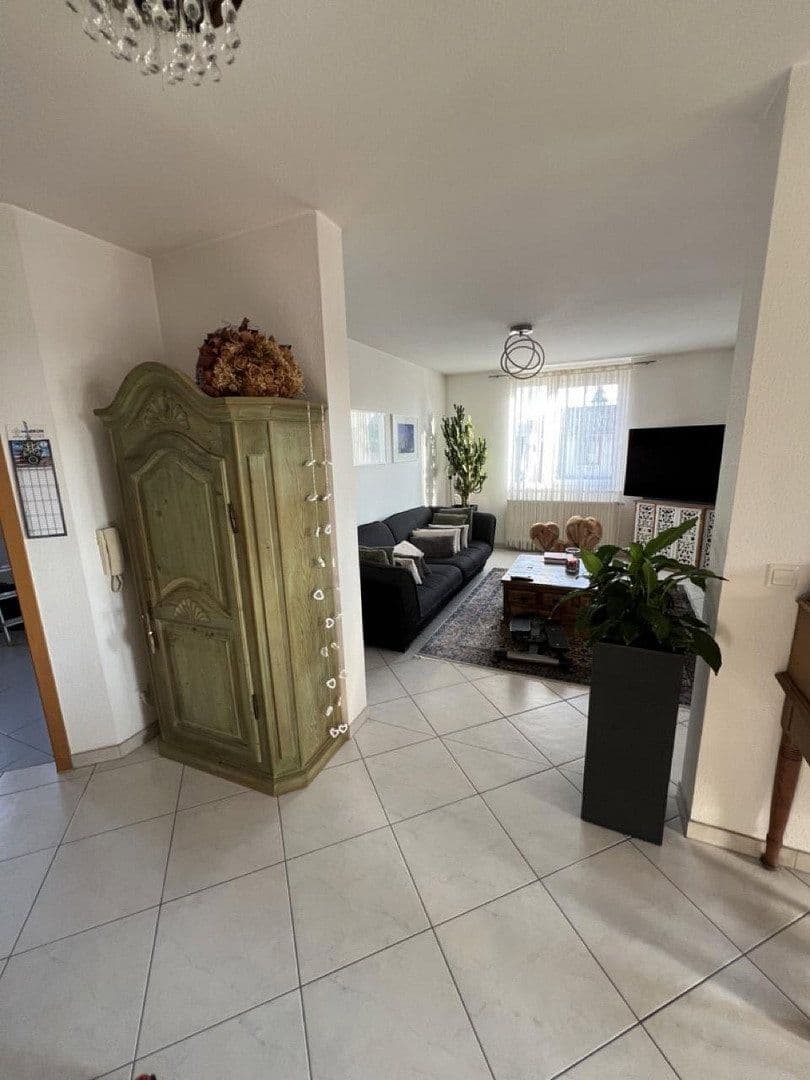 Predaj bytu 4-izbový 129 m², Künzelsau, Bádensko-Wurttembersko Predaj bytu 4-izbový 129 m², Künzelsau, Bádensko-Wurttembersko