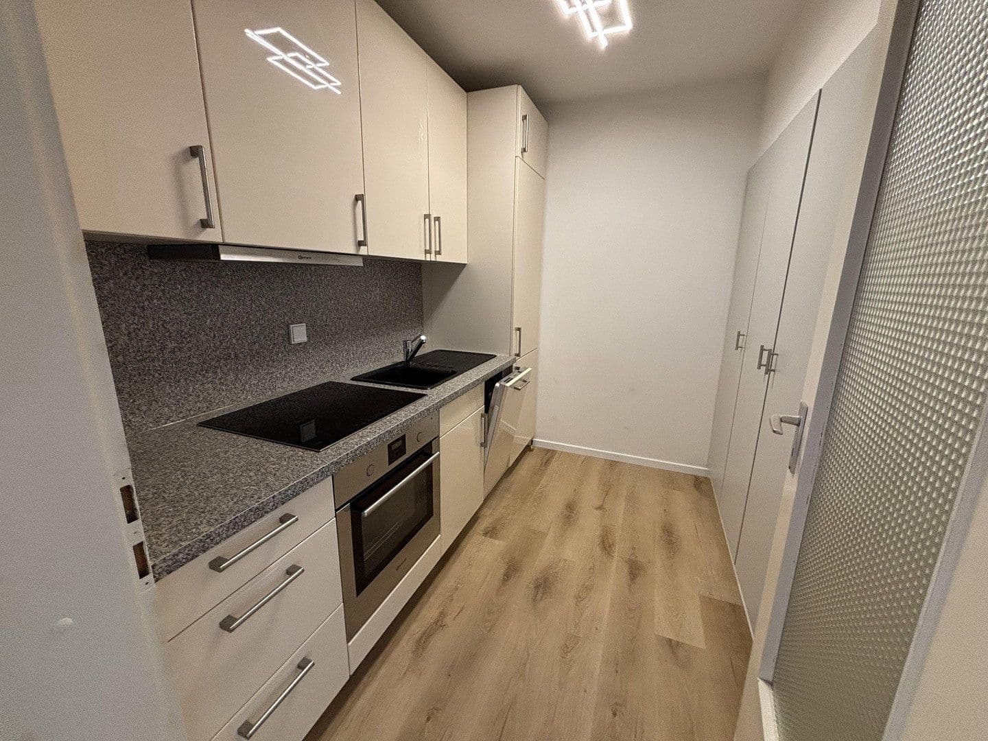 Prenájom bytu 1-izbový 50 m², Steimbker Hof 9, Hannover, Dolné Sasko Prenájom bytu 1-izbový 50 m², Steimbker Hof 9, Hannover, Dolné Sasko