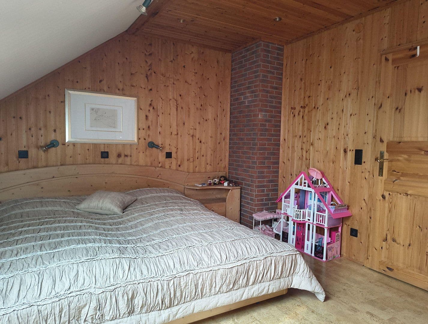 Predaj domu 130 m², pozemek 240 m², Geesthacht, Šlezvicko-Holštajnsko Predaj domu 130 m², pozemek 240 m², Geesthacht, Šlezvicko-Holštajnsko