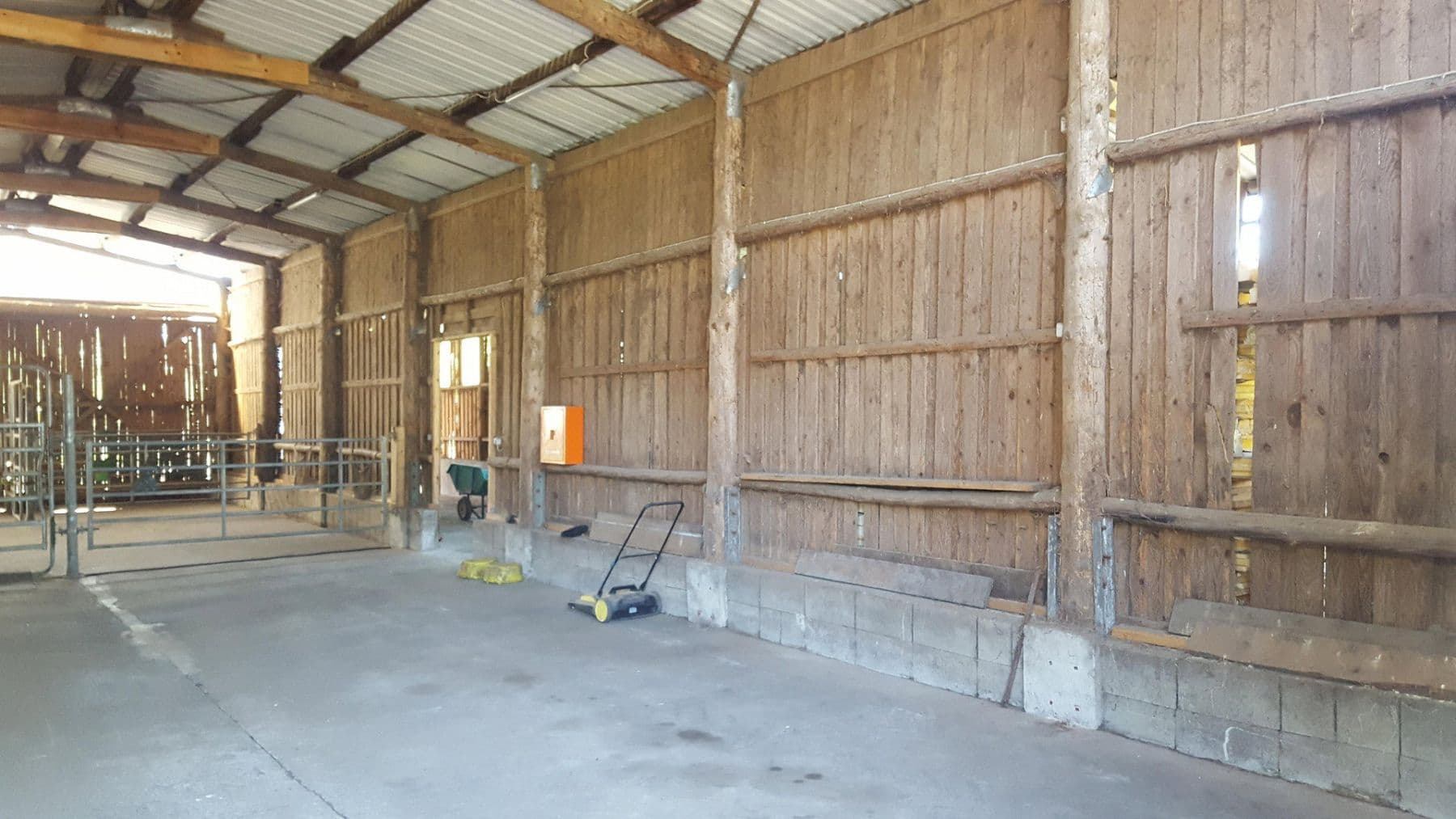 Predaj domu 128 m², pozemek 4.067 m², Uhlenbusch 9, Echem, Dolné Sasko Predaj domu 128 m², pozemek 4.067 m², Uhlenbusch 9, Echem, Dolné Sasko