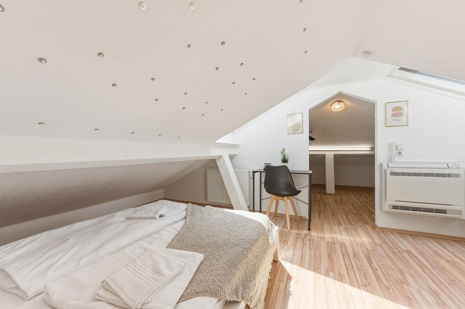 Prenájom bytu 4-izbový 67 m², Wilhelmstraße 11, Heilbronn, Bádensko-Wurttembersko Prenájom bytu 4-izbový 67 m², Wilhelmstraße 11, Heilbronn, Bádensko-Wurttembersko