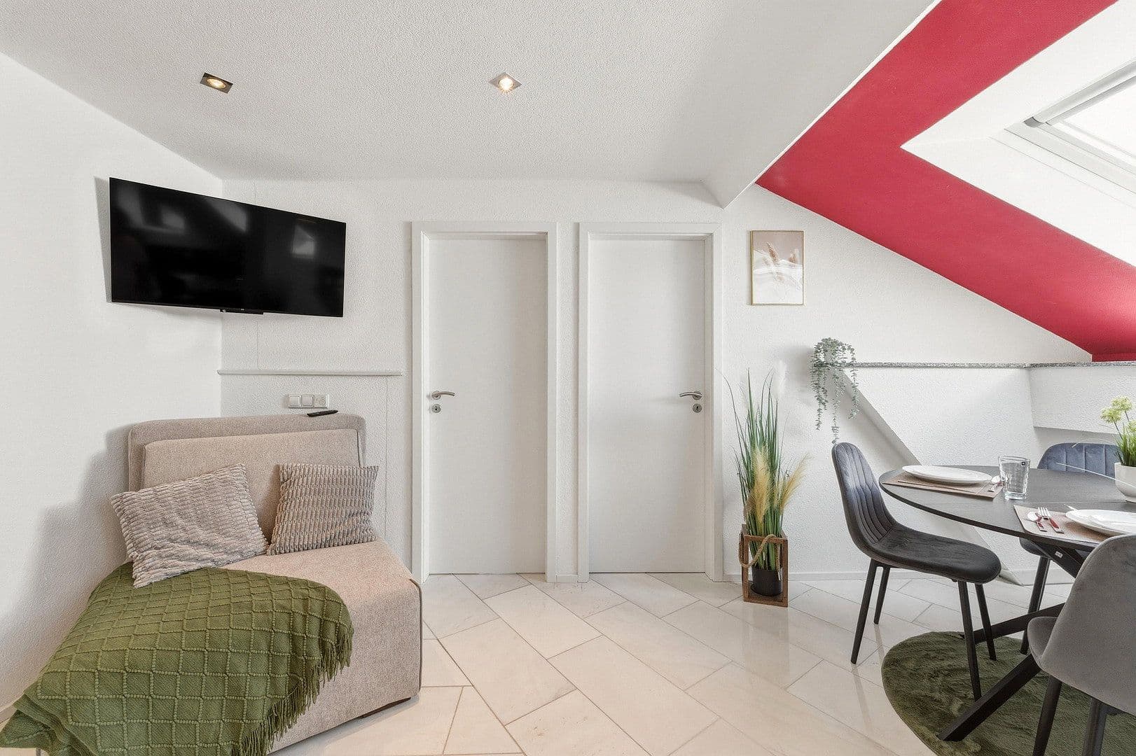 Prenájom bytu 4-izbový 67 m², Wilhelmstraße 11, Heilbronn, Bádensko-Wurttembersko Prenájom bytu 4-izbový 67 m², Wilhelmstraße 11, Heilbronn, Bádensko-Wurttembersko