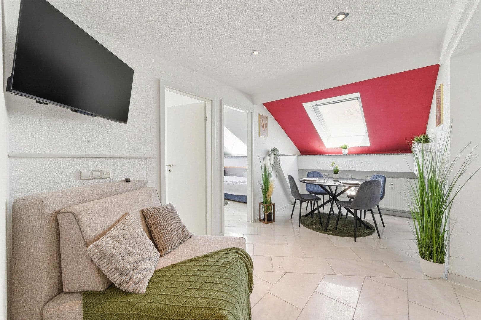 Prenájom bytu 4-izbový 67 m², Wilhelmstraße 11, Heilbronn, Bádensko-Wurttembersko Prenájom bytu 4-izbový 67 m², Wilhelmstraße 11, Heilbronn, Bádensko-Wurttembersko