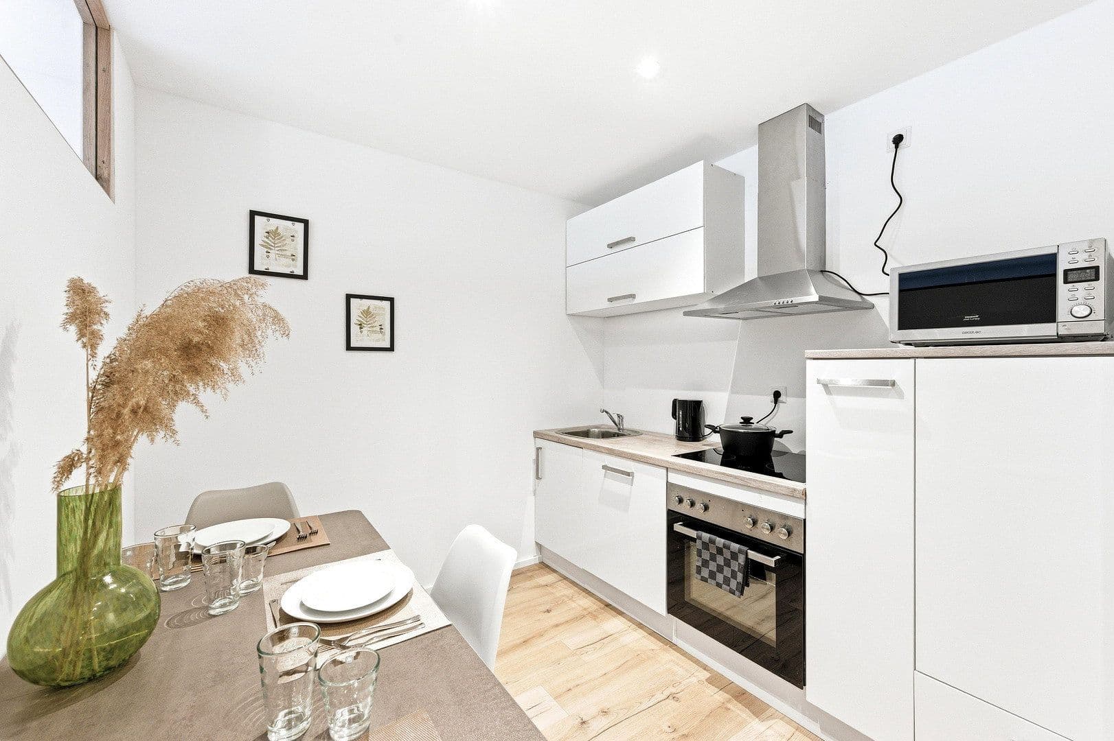 Prenájom bytu 4-izbový 80 m², Molktestraße 56, Heilbronn, Bádensko-Wurttembersko Prenájom bytu 4-izbový 80 m², Molktestraße 56, Heilbronn, Bádensko-Wurttembersko