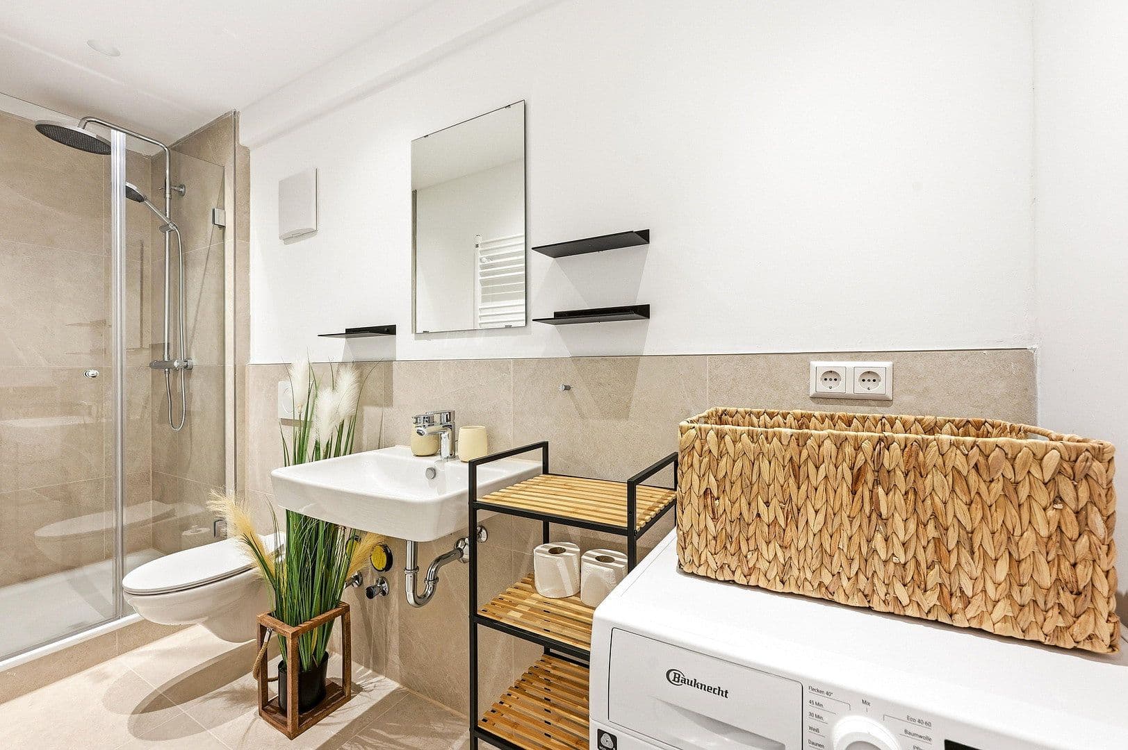 Prenájom bytu 4-izbový 80 m², Molktestraße 56, Heilbronn, Bádensko-Wurttembersko Prenájom bytu 4-izbový 80 m², Molktestraße 56, Heilbronn, Bádensko-Wurttembersko