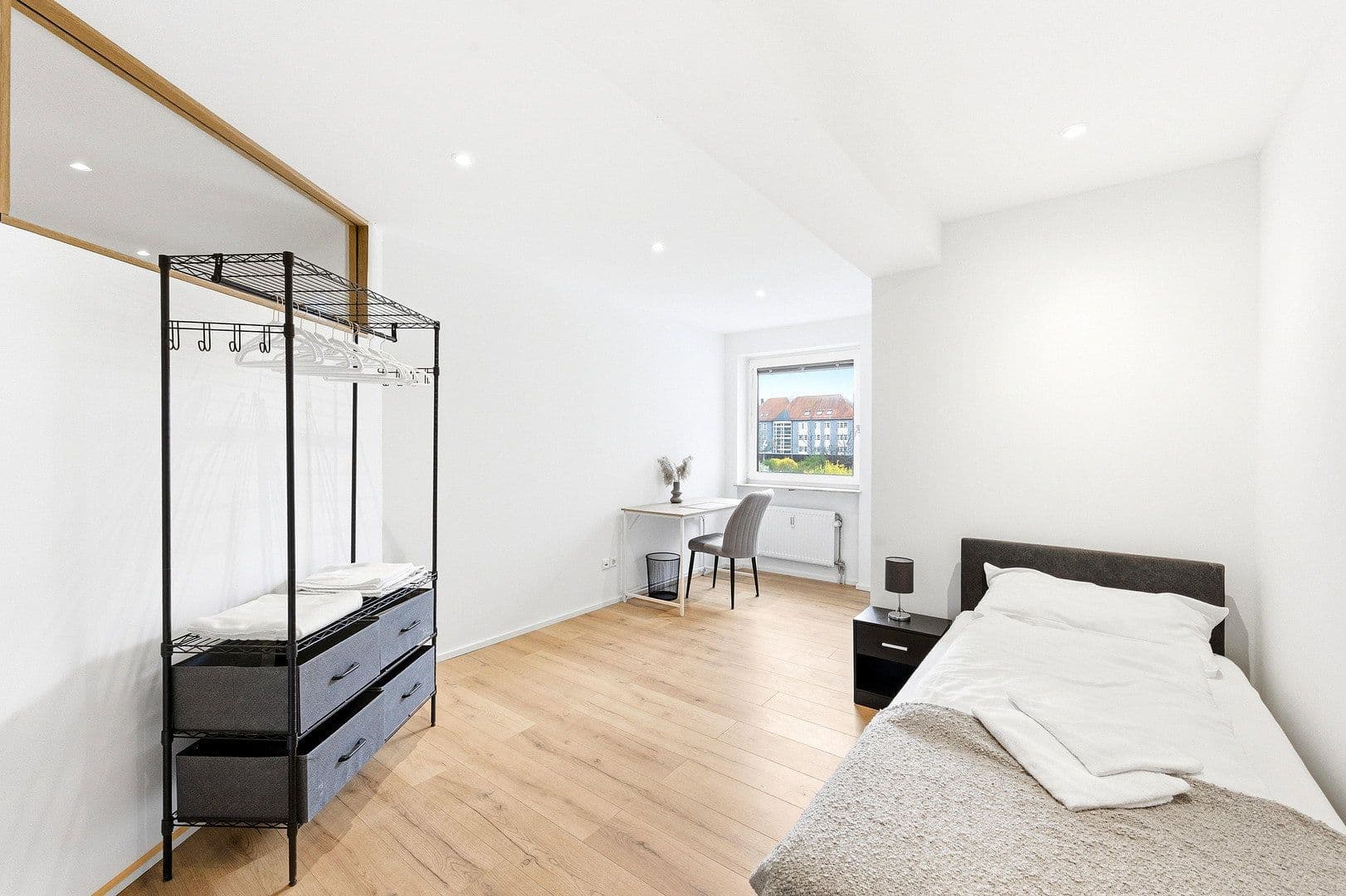 Prenájom bytu 4-izbový 80 m², Molktestraße 56, Heilbronn, Bádensko-Wurttembersko Prenájom bytu 4-izbový 80 m², Molktestraße 56, Heilbronn, Bádensko-Wurttembersko