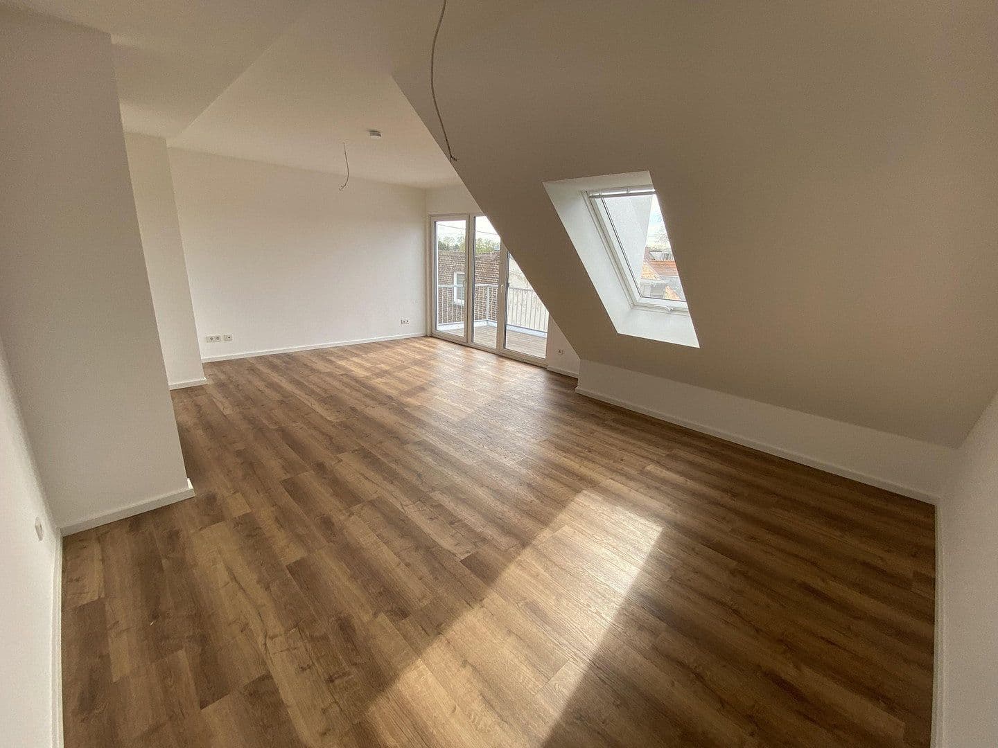 Prenájom bytu 2-izbový 53 m², Brauweilerstraße 79, Köln, Severné Porýnie - Westfálsko Prenájom bytu 2-izbový 53 m², Brauweilerstraße 79, Köln, Severné Porýnie - Westfálsko