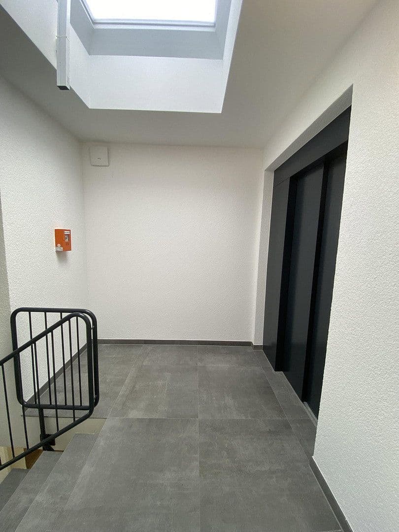 Prenájom bytu 2-izbový 53 m², Brauweilerstraße 79, Köln, Severné Porýnie - Westfálsko Prenájom bytu 2-izbový 53 m², Brauweilerstraße 79, Köln, Severné Porýnie - Westfálsko