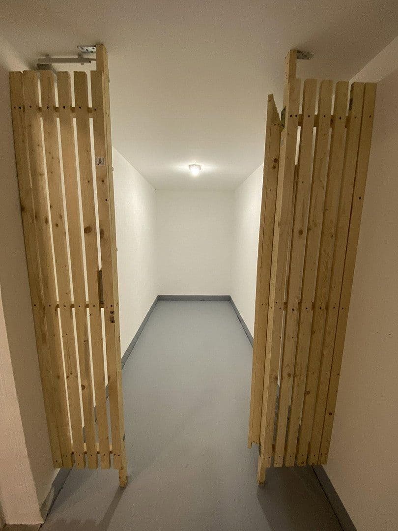 Prenájom bytu 2-izbový 53 m², Brauweilerstraße 79, Köln, Severné Porýnie - Westfálsko Prenájom bytu 2-izbový 53 m², Brauweilerstraße 79, Köln, Severné Porýnie - Westfálsko