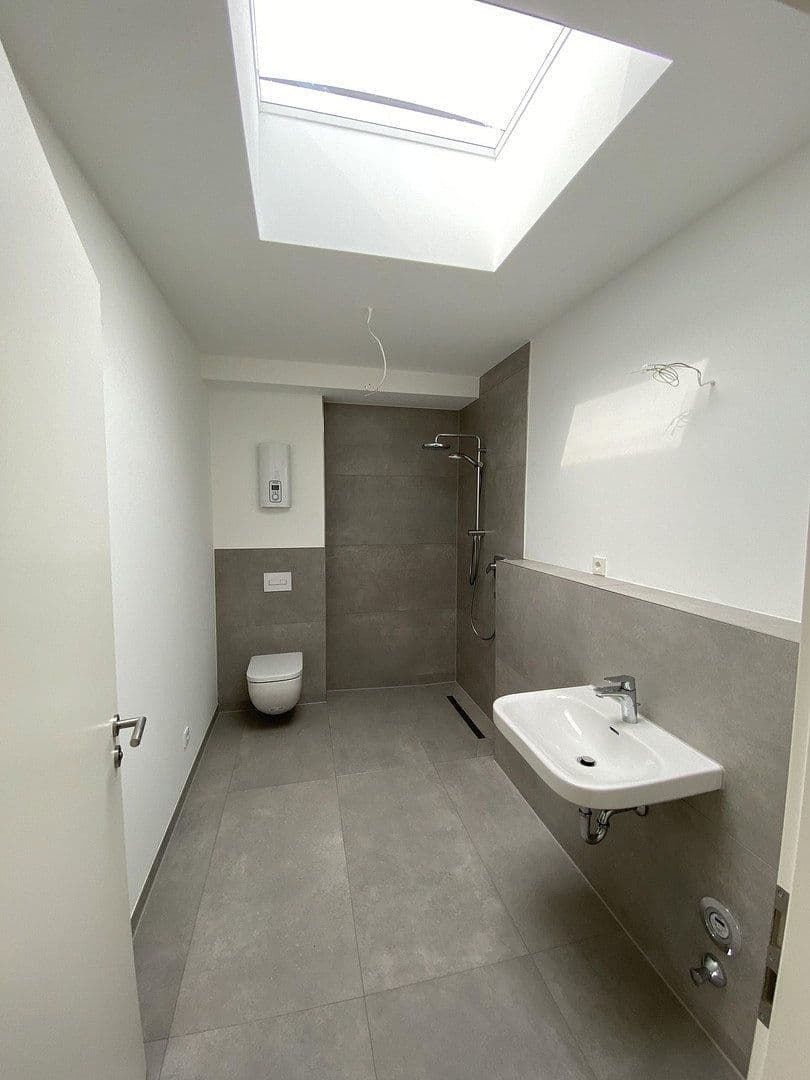 Prenájom bytu 2-izbový 53 m², Brauweilerstraße 79, Köln, Severné Porýnie - Westfálsko Prenájom bytu 2-izbový 53 m², Brauweilerstraße 79, Köln, Severné Porýnie - Westfálsko