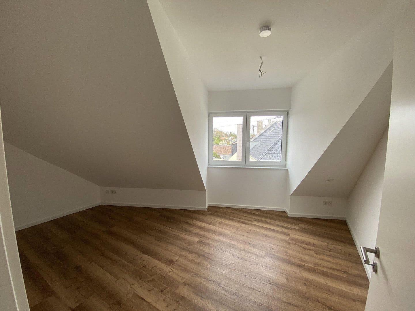 Prenájom bytu 2-izbový 53 m², Brauweilerstraße 79, Köln, Severné Porýnie - Westfálsko Prenájom bytu 2-izbový 53 m², Brauweilerstraße 79, Köln, Severné Porýnie - Westfálsko