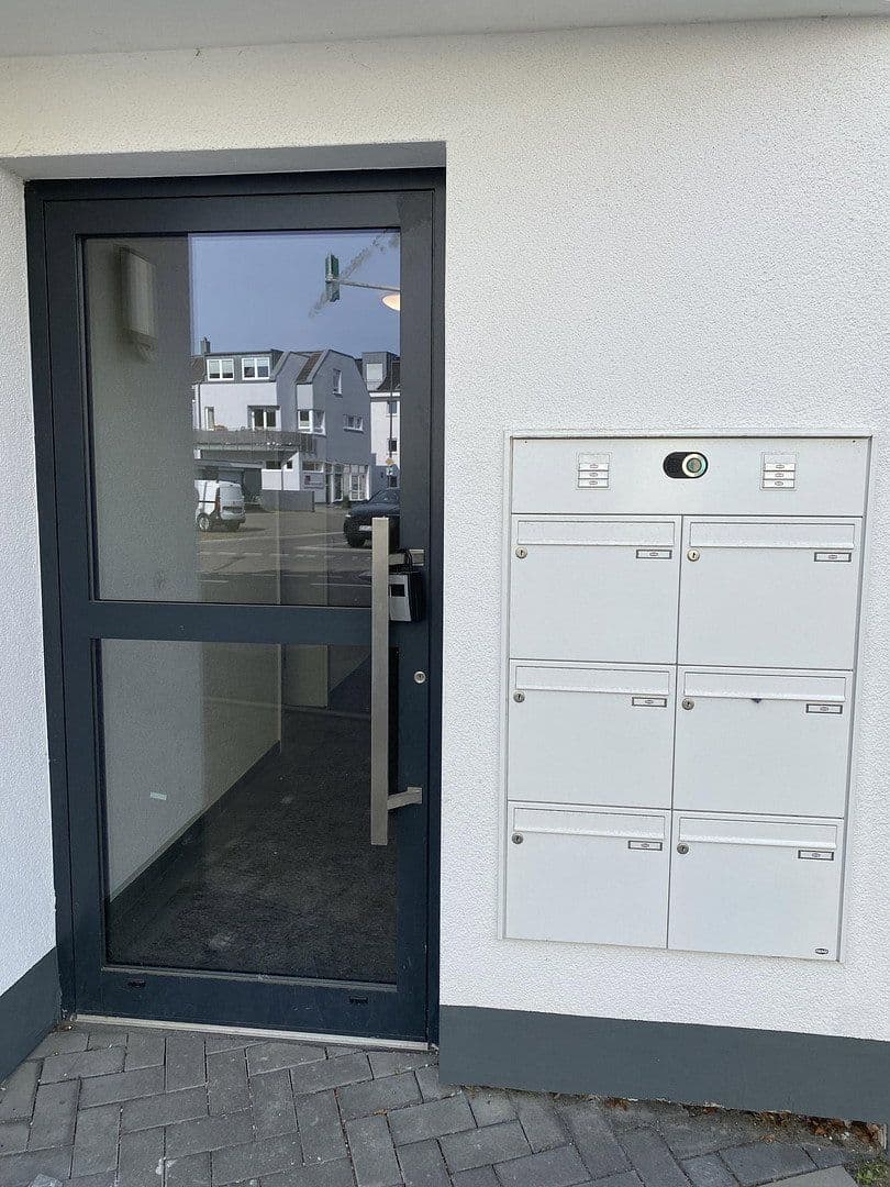 Prenájom bytu 2-izbový 53 m², Brauweilerstraße 79, Köln, Severné Porýnie - Westfálsko Prenájom bytu 2-izbový 53 m², Brauweilerstraße 79, Köln, Severné Porýnie - Westfálsko