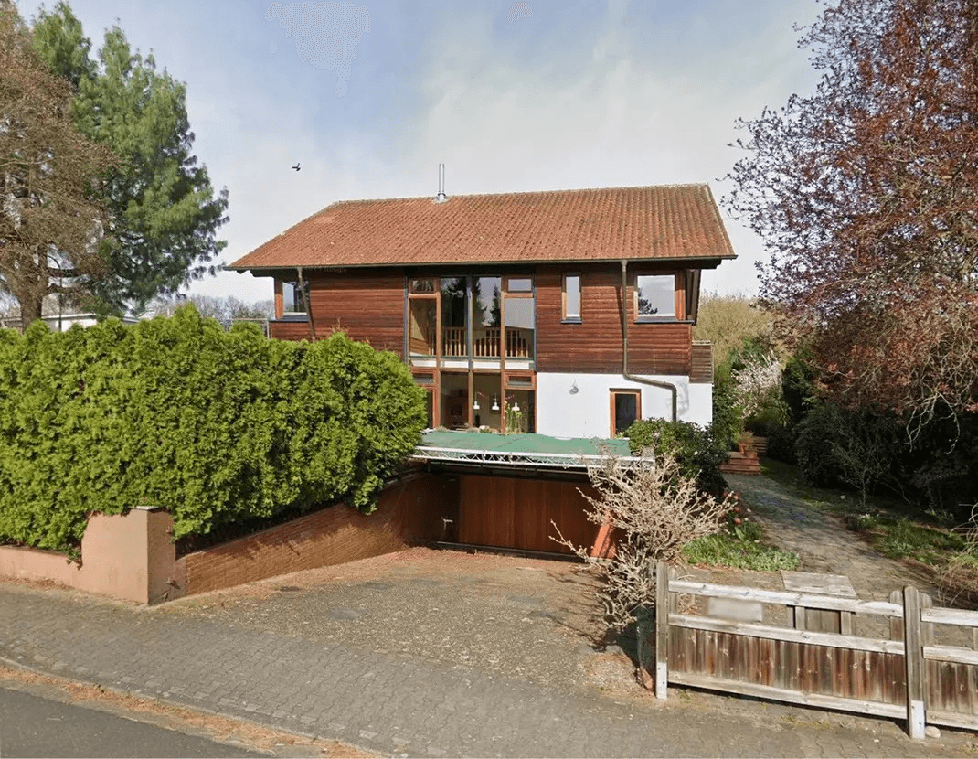 Predaj domu 335 m², pozemek 793 m², Rotdornweg 1, Dreieich, Hesensko Predaj domu 335 m², pozemek 793 m², Rotdornweg 1, Dreieich, Hesensko