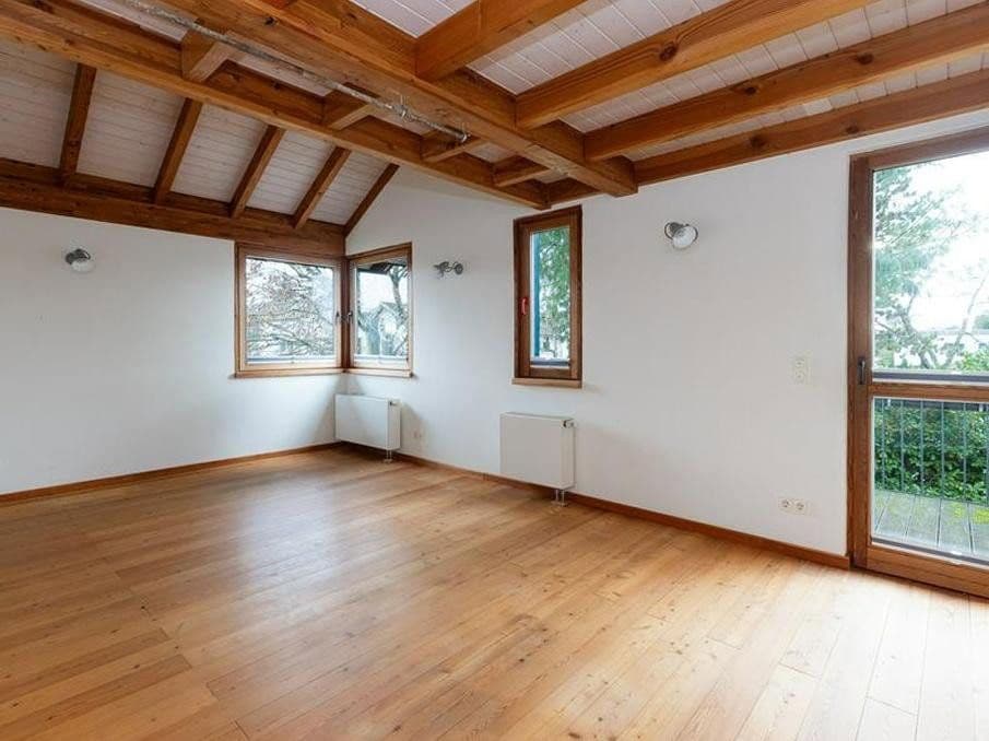 Predaj domu 335 m², pozemek 793 m², Rotdornweg 1, Dreieich, Hesensko Predaj domu 335 m², pozemek 793 m², Rotdornweg 1, Dreieich, Hesensko
