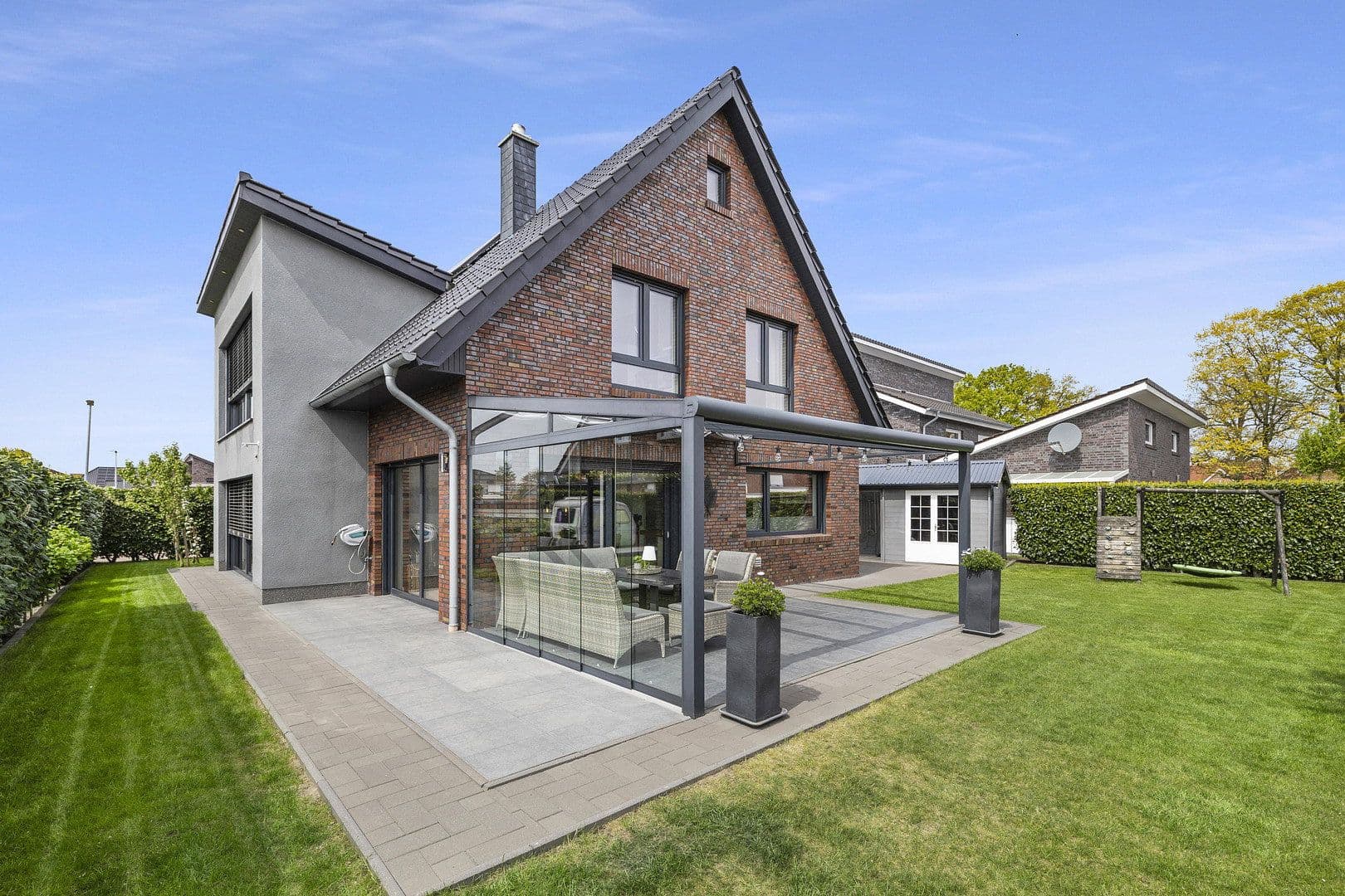 Predaj domu 218 m², pozemek 646 m², Haren (Ems), Dolné Sasko Predaj domu 218 m², pozemek 646 m², Haren (Ems), Dolné Sasko