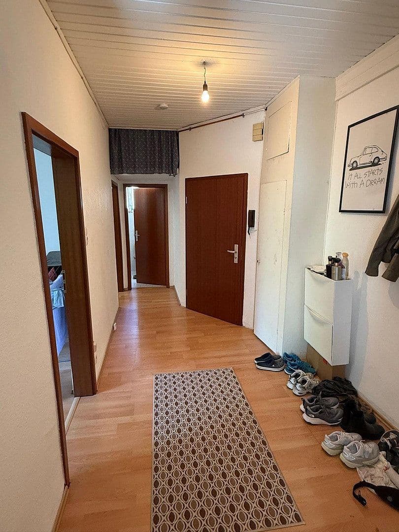 Prenájom bytu 2-izbový 69 m², Stuttgart, Bádensko-Wurttembersko Prenájom bytu 2-izbový 69 m², Stuttgart, Bádensko-Wurttembersko