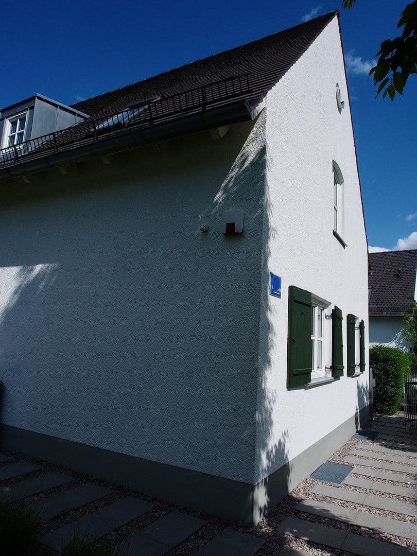 Predaj domu 185 m², pozemek 642 m², Regensburg, Bavorsko Predaj domu 185 m², pozemek 642 m², Regensburg, Bavorsko