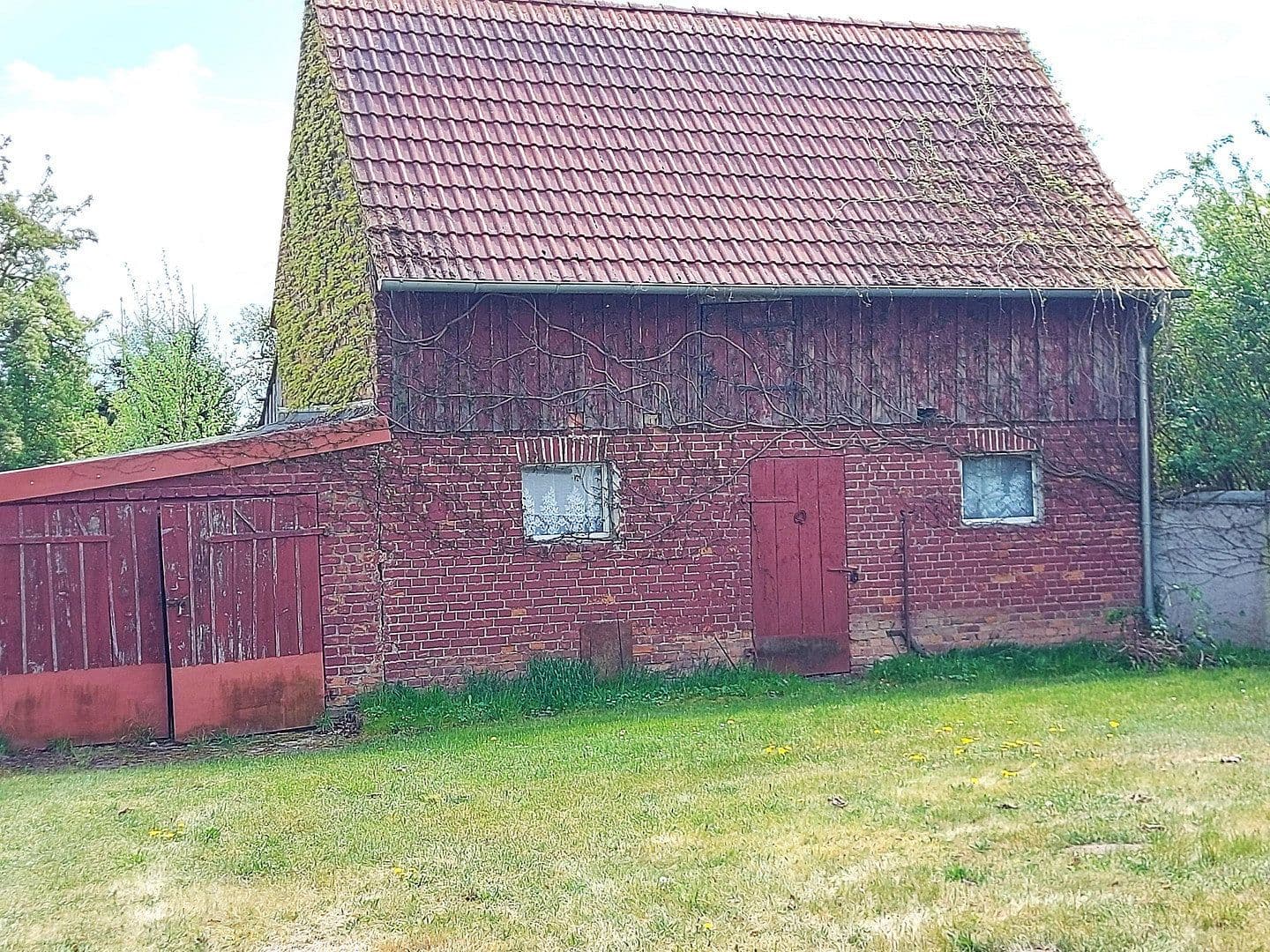 Predaj domu 100 m², pozemek 2.352 m², Otto-Liliental -Strasse 3, Altwigshagen, Meklenbursko-Predpomoransko Predaj domu 100 m², pozemek 2.352 m², Otto-Liliental -Strasse 3, Altwigshagen, Meklenbursko-Predpomoransko