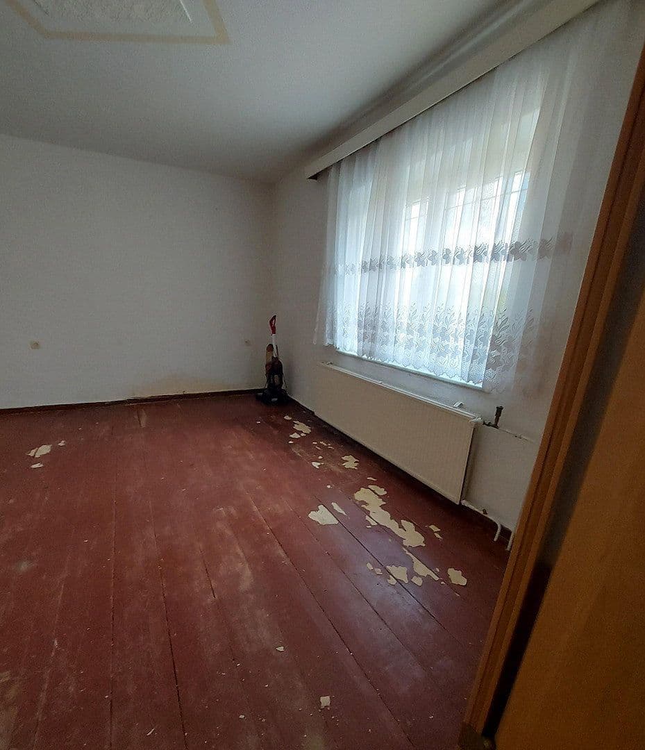 Predaj domu 100 m², pozemek 2.352 m², Otto-Liliental -Strasse 3, Altwigshagen, Meklenbursko-Predpomoransko Predaj domu 100 m², pozemek 2.352 m², Otto-Liliental -Strasse 3, Altwigshagen, Meklenbursko-Predpomoransko