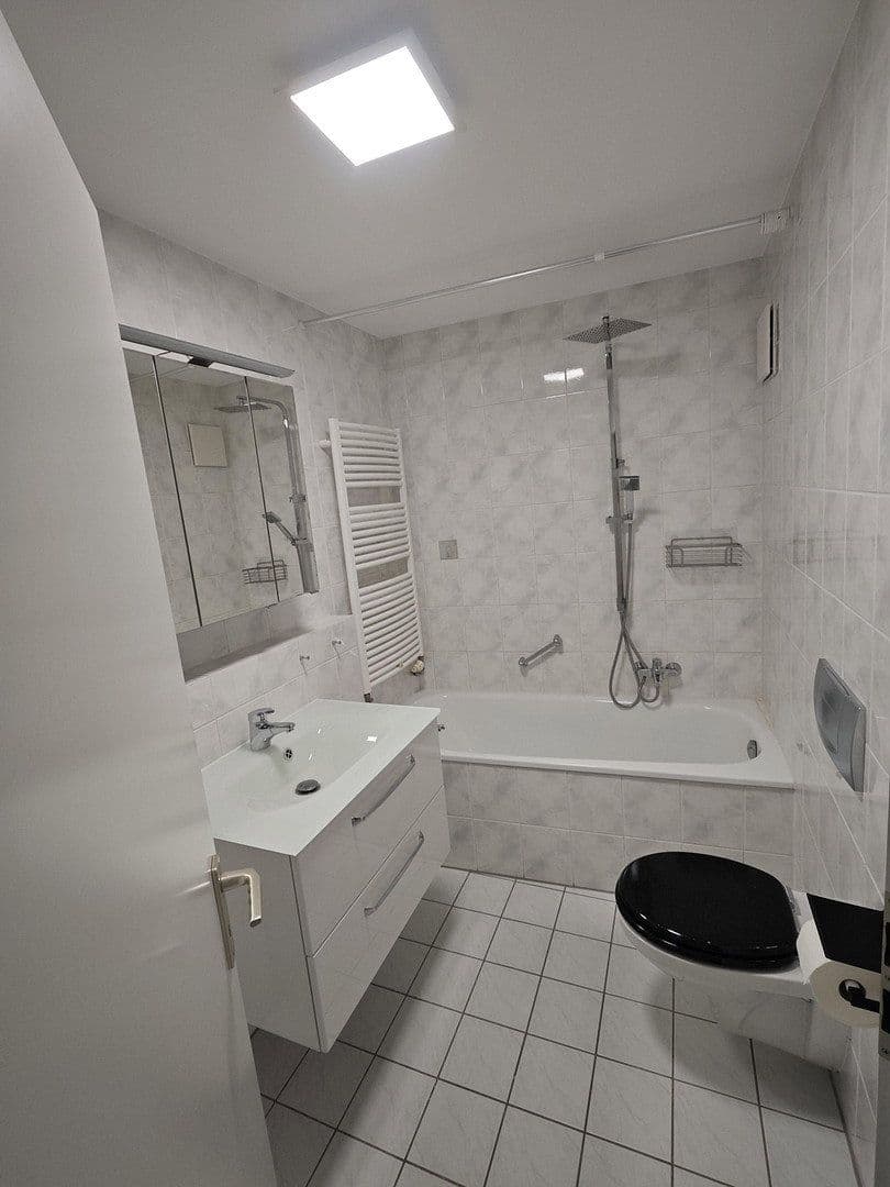 Predaj bytu 3-izbový 70 m², Neustadt an der Weinstraße, Porýnie-Falcko Predaj bytu 3-izbový 70 m², Neustadt an der Weinstraße, Porýnie-Falcko
