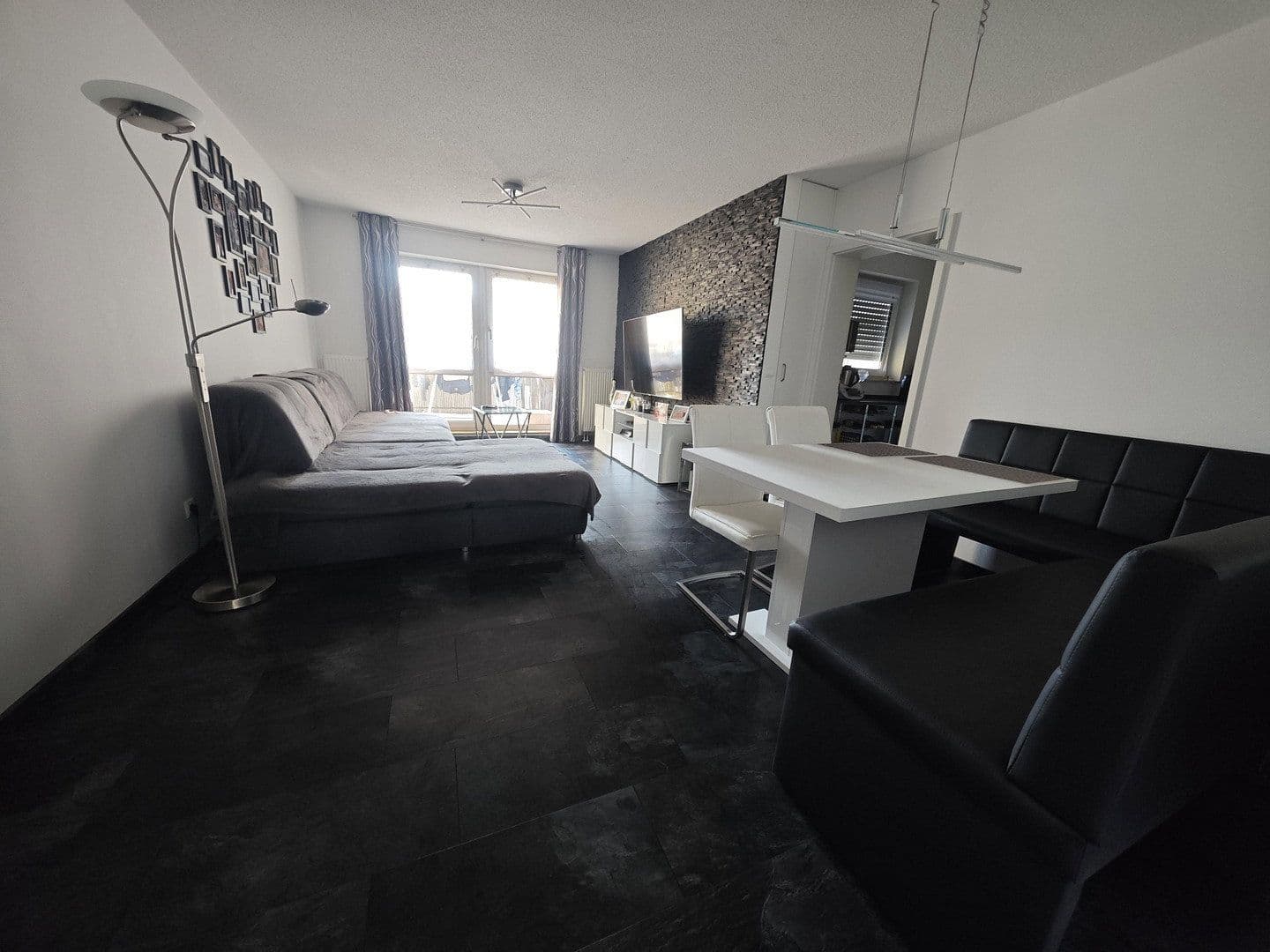 Predaj bytu 3-izbový 70 m², Neustadt an der Weinstraße, Porýnie-Falcko Predaj bytu 3-izbový 70 m², Neustadt an der Weinstraße, Porýnie-Falcko