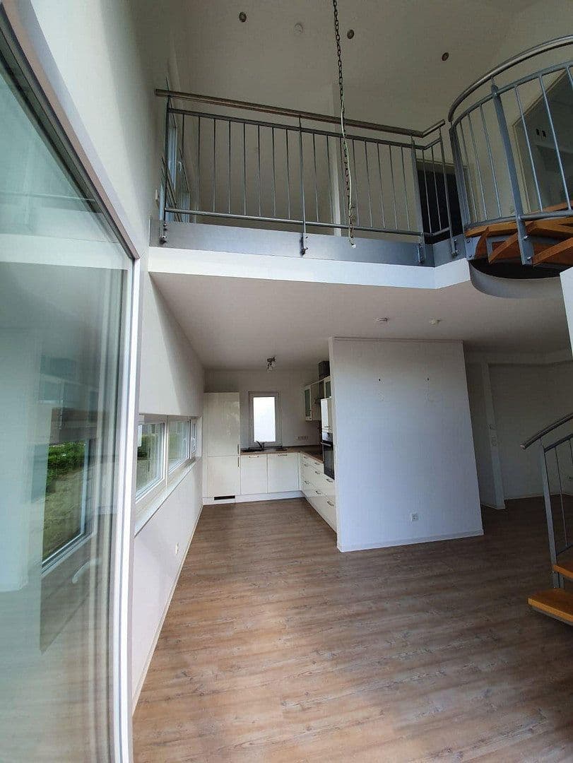Prenájom bytu 3-izbový 78 m², Natruper Straße 90, Osnabrück, Dolné Sasko Prenájom bytu 3-izbový 78 m², Natruper Straße 90, Osnabrück, Dolné Sasko