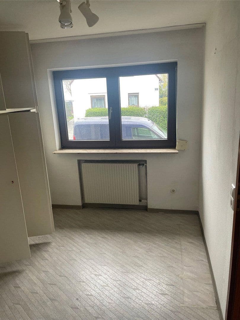 Predaj domu 152 m², pozemek 357 m², Crailsheim, Bádensko-Wurttembersko Predaj domu 152 m², pozemek 357 m², Crailsheim, Bádensko-Wurttembersko
