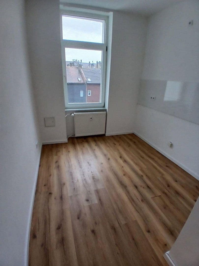 Prenájom bytu 2-izbový 45 m², Mittelseestraße 23, Offenbach am Main, Hesensko Prenájom bytu 2-izbový 45 m², Mittelseestraße 23, Offenbach am Main, Hesensko