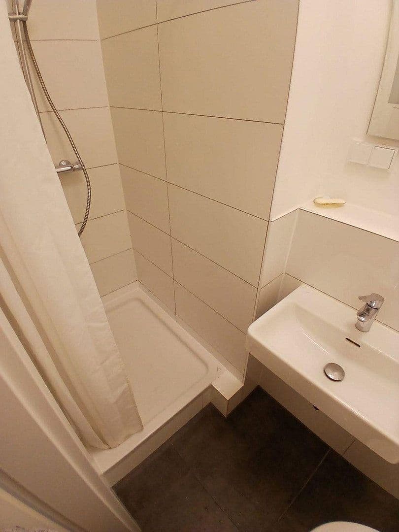 Prenájom bytu 2-izbový 45 m², Mittelseestraße 23, Offenbach am Main, Hesensko Prenájom bytu 2-izbový 45 m², Mittelseestraße 23, Offenbach am Main, Hesensko