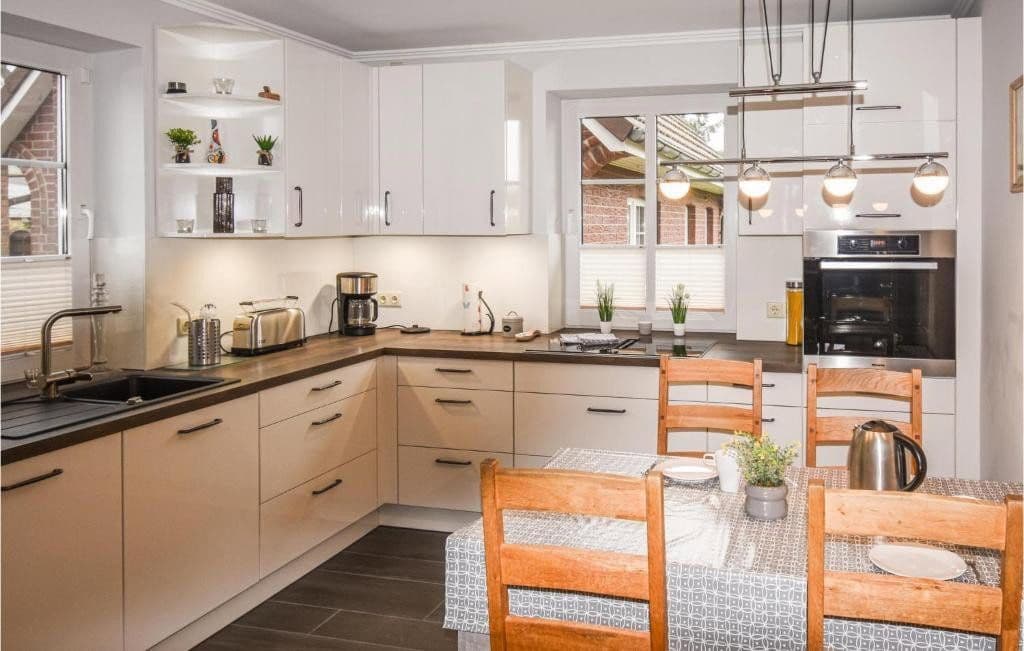 Predaj domu 154 m², pozemek 649 m², Niebüll, Šlezvicko-Holštajnsko Predaj domu 154 m², pozemek 649 m², Niebüll, Šlezvicko-Holštajnsko
