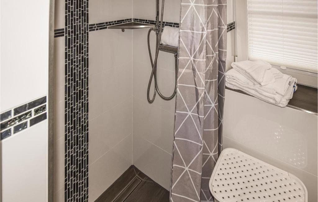 Predaj domu 154 m², pozemek 649 m², Niebüll, Šlezvicko-Holštajnsko Predaj domu 154 m², pozemek 649 m², Niebüll, Šlezvicko-Holštajnsko