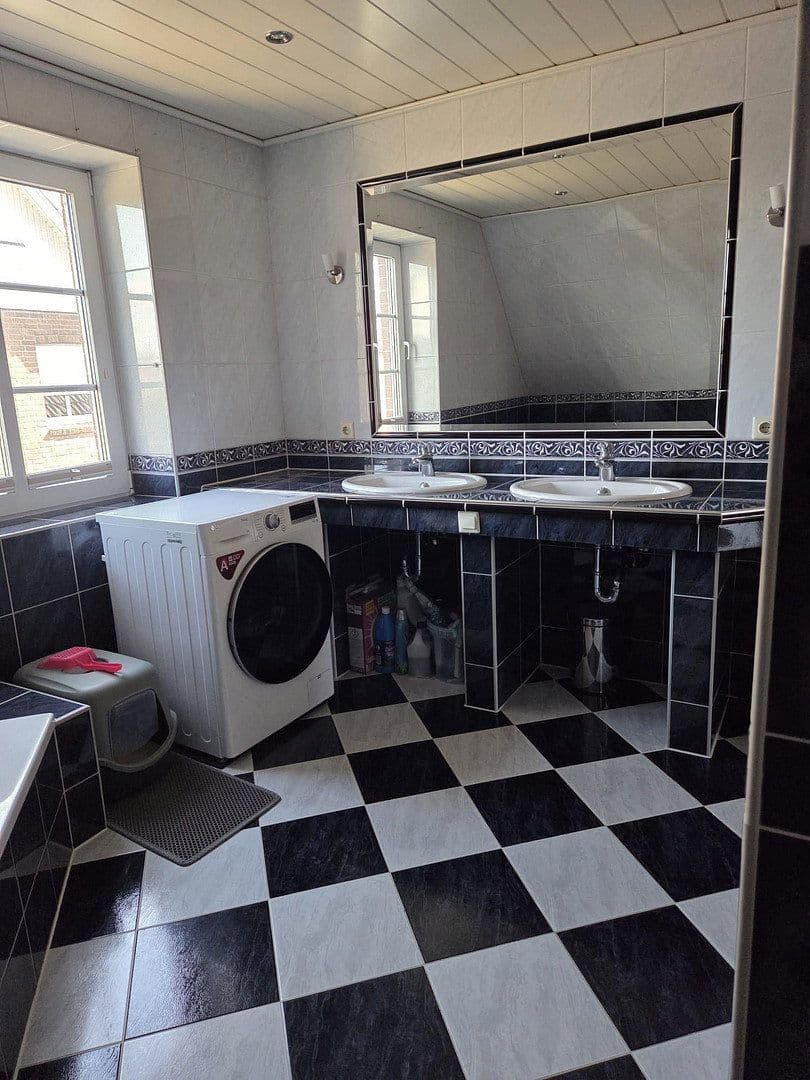 Predaj domu 154 m², pozemek 649 m², Niebüll, Šlezvicko-Holštajnsko Predaj domu 154 m², pozemek 649 m², Niebüll, Šlezvicko-Holštajnsko