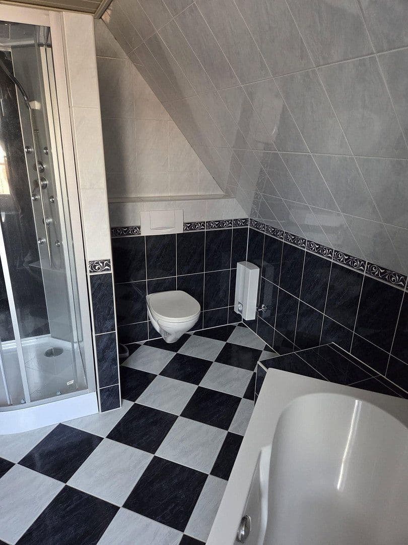 Predaj domu 154 m², pozemek 649 m², Niebüll, Šlezvicko-Holštajnsko Predaj domu 154 m², pozemek 649 m², Niebüll, Šlezvicko-Holštajnsko