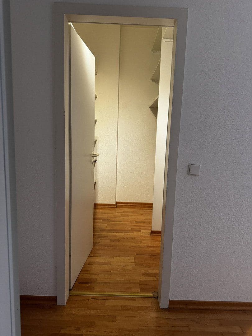 Prenájom bytu 2-izbový 74 m², Märkische Straße 195, Dortmund, Severné Porýnie - Westfálsko Prenájom bytu 2-izbový 74 m², Märkische Straße 195, Dortmund, Severné Porýnie - Westfálsko