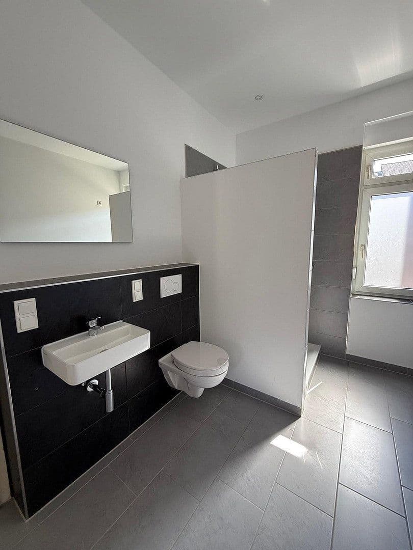 Prenájom bytu 2-izbový 60 m², Draisstraße 56, Mannheim, Bádensko-Wurttembersko Prenájom bytu 2-izbový 60 m², Draisstraße 56, Mannheim, Bádensko-Wurttembersko