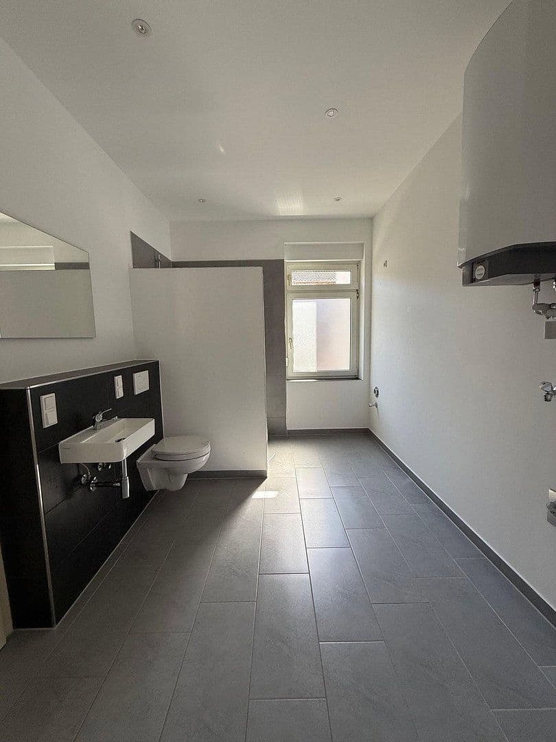 Prenájom bytu 2-izbový 60 m², Draisstraße 56, Mannheim, Bádensko-Wurttembersko Prenájom bytu 2-izbový 60 m², Draisstraße 56, Mannheim, Bádensko-Wurttembersko