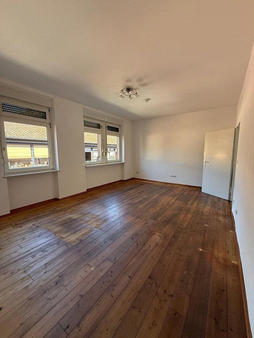 Prenájom bytu 2-izbový 60 m², Draisstraße 56, Mannheim, Bádensko-Wurttembersko Prenájom bytu 2-izbový 60 m², Draisstraße 56, Mannheim, Bádensko-Wurttembersko